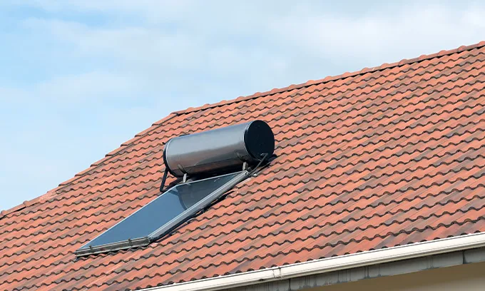 Source: Chanwoot Boonsuya/Shutterstock.com