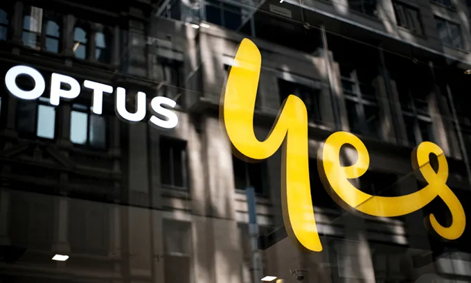 Optus store